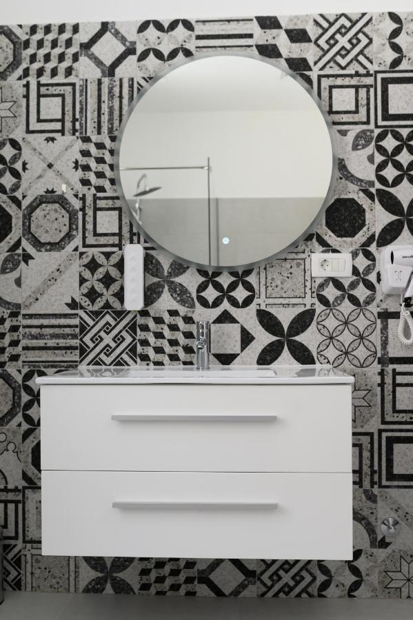 Poppy Downtown Suites Sarajevo Luaran gambar